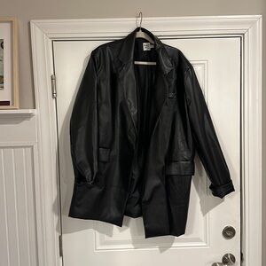 Princess Polly black blazer plus size!